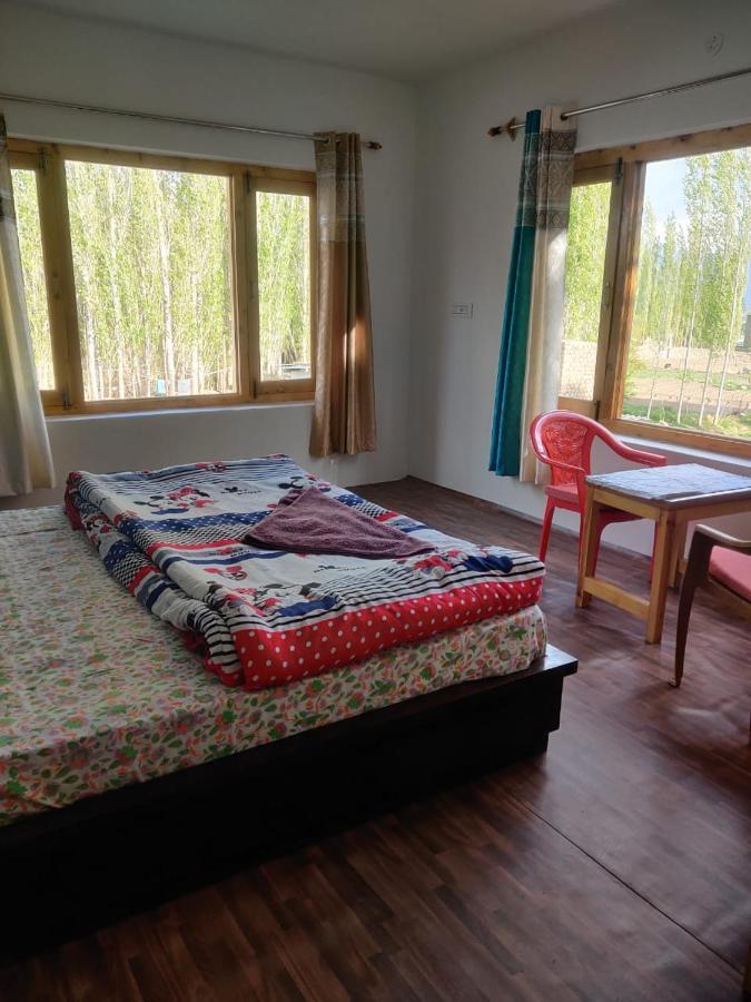 Tsetan Guest House Leh Exterior foto