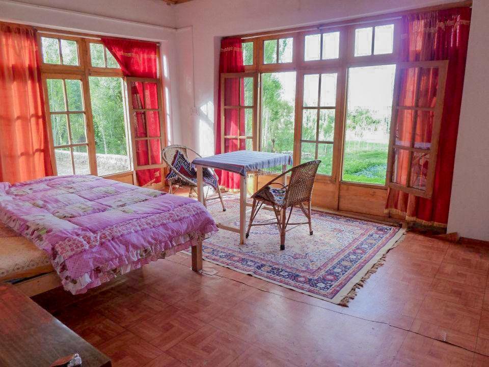 Tsetan Guest House Leh Exterior foto